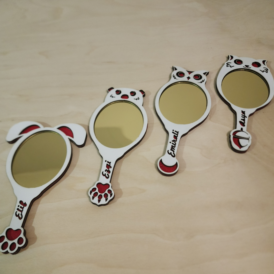 Ahşap Hayvan Figürlü Kişiselleştirilebilir Ayna | Kişiye Özel