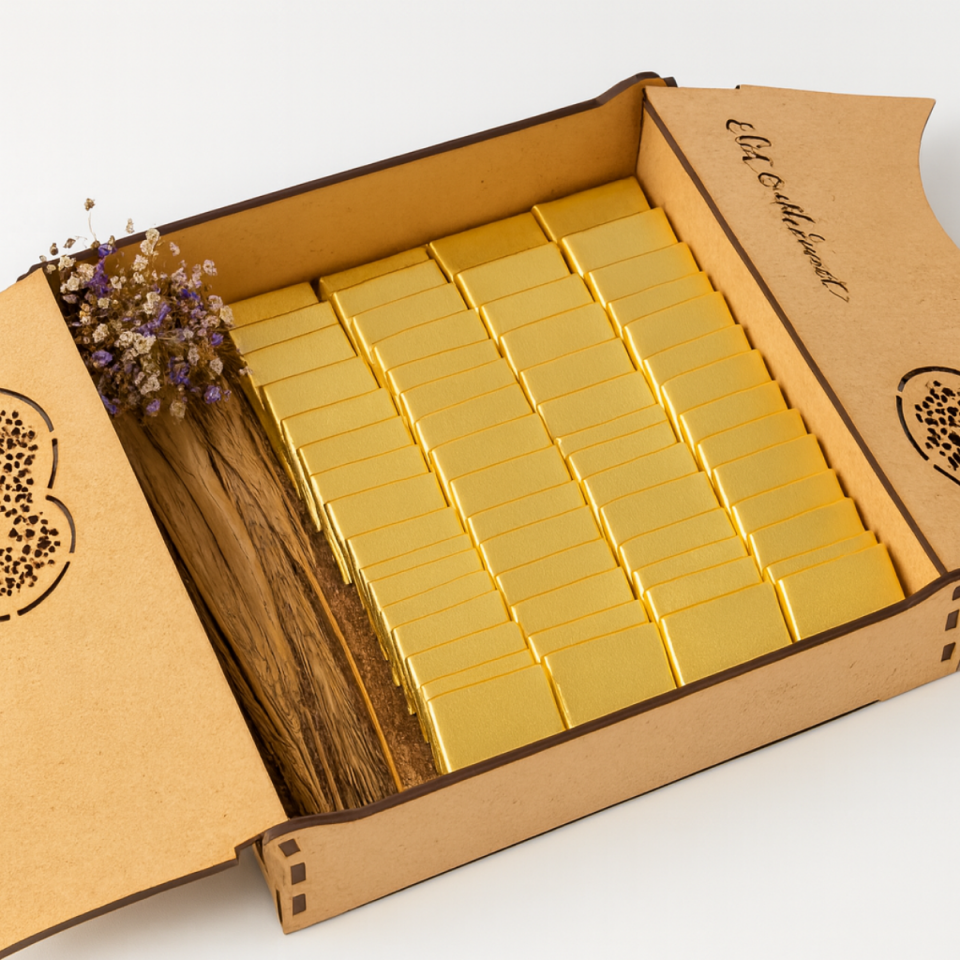 El Yapımı Ahşap Çikolata Kutusu + 50 Madlen Çikolata