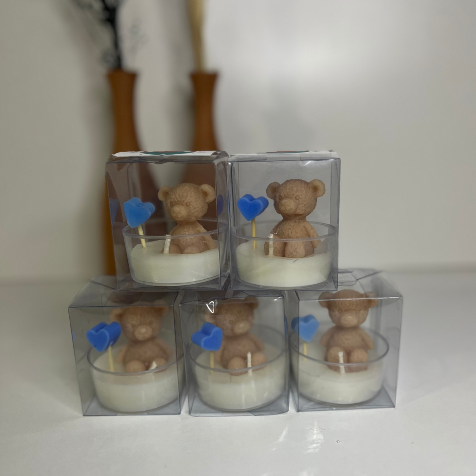 Hoş Geldin Bebek Hediyesi | Erkek Bebek İçin Ayıcık Mum + Kişiye Özel Sticker